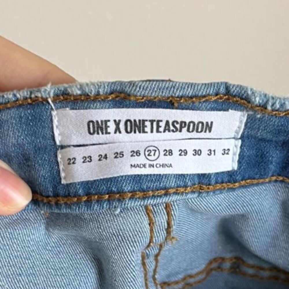 One Teaspoon Harlets Button-Fly Rolled Cuff Short… - image 6